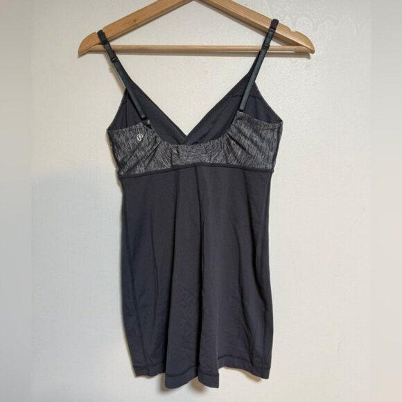 Lululemon Black & Gray Built-In Bra Tank Top Size 8 - Picture 3 of 6